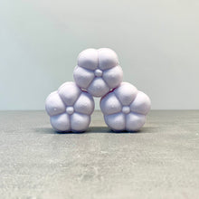 Load image into Gallery viewer, Lavender and Peppermint Shower Steamers
